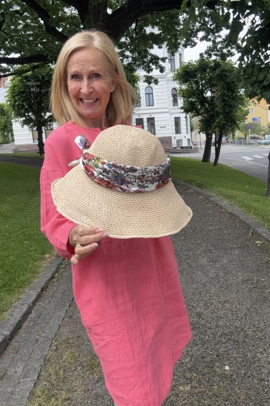 Stråhatt fra Leas verden