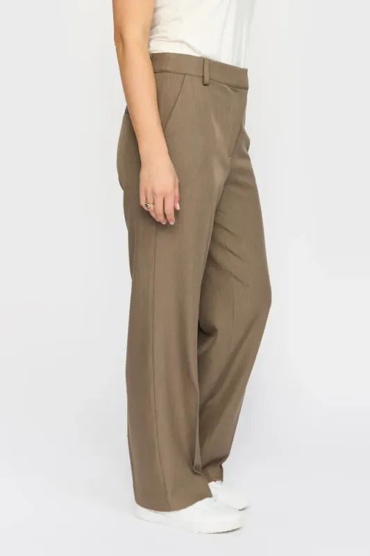 Emma , sort, penbukse fra 2-Biz med god lengde og rette ben