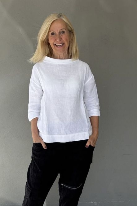 Hovedbilde 11001 Linbluse med flott krage