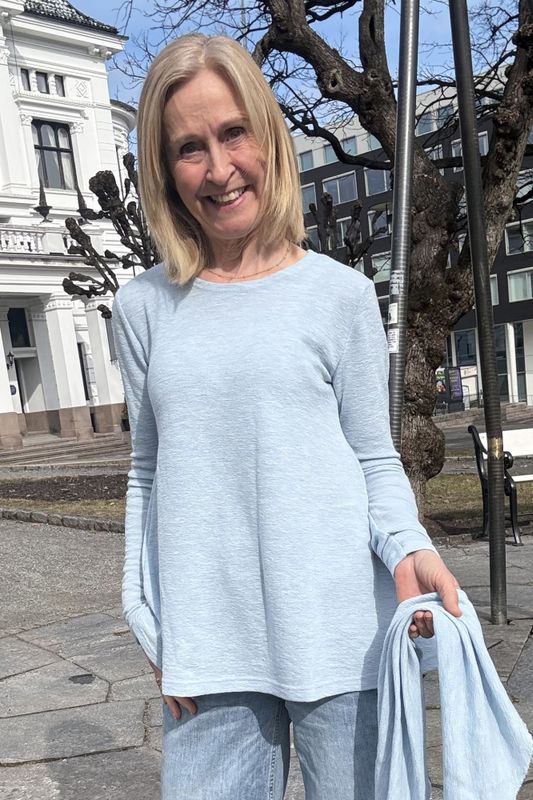 4024 By basics A-line genser 